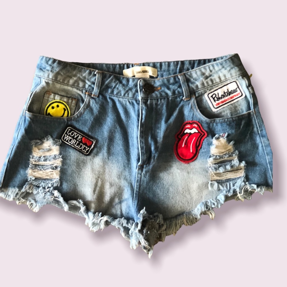 Sans Souci Cutoff Shorts with Patches